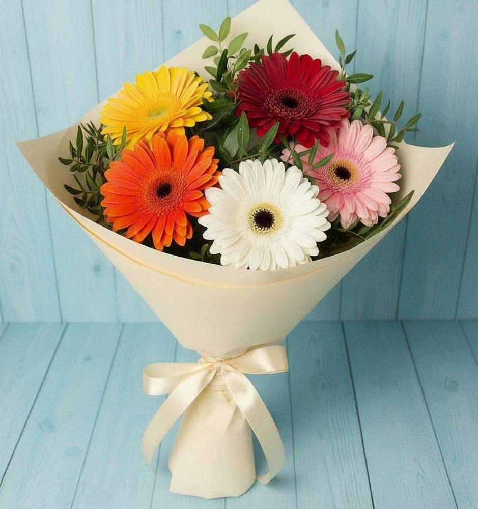Букет цветов из: Герберы в Канеловской