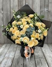 Букет цветов из:  Розы и Лизиантусы в Канеловской