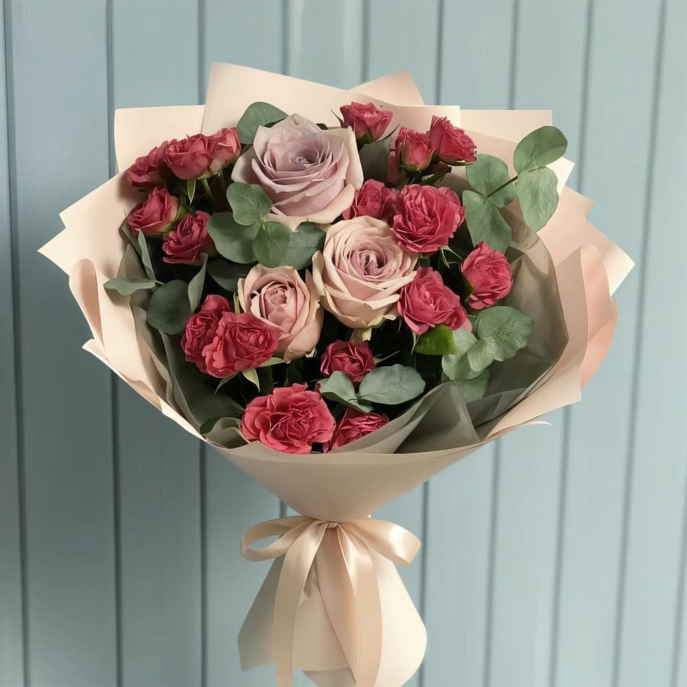 Букет цветов из: Гвоздики и Розы в Канеловской