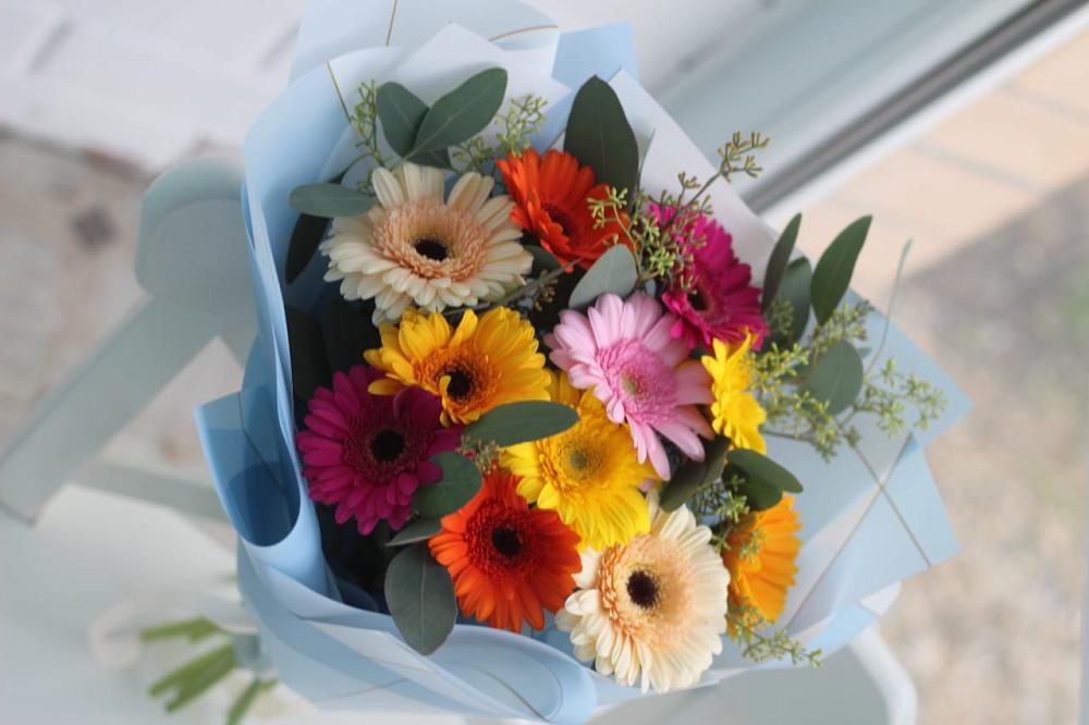 Букет цветов из: Герберы в Канеловской