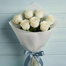 Букет 7 Белых роз Эдлесс Лав в Канеловской