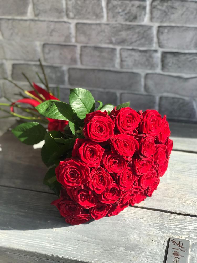 Букет Красные розы Фридом в Канеловской