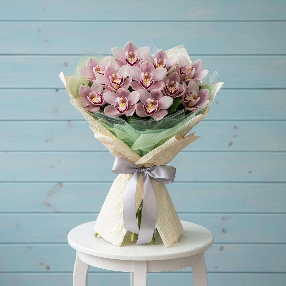 Букет цветов из: Орхидеи и Розы в Канеловской