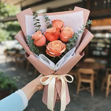 Букет цветов из:  Розы в Канеловской