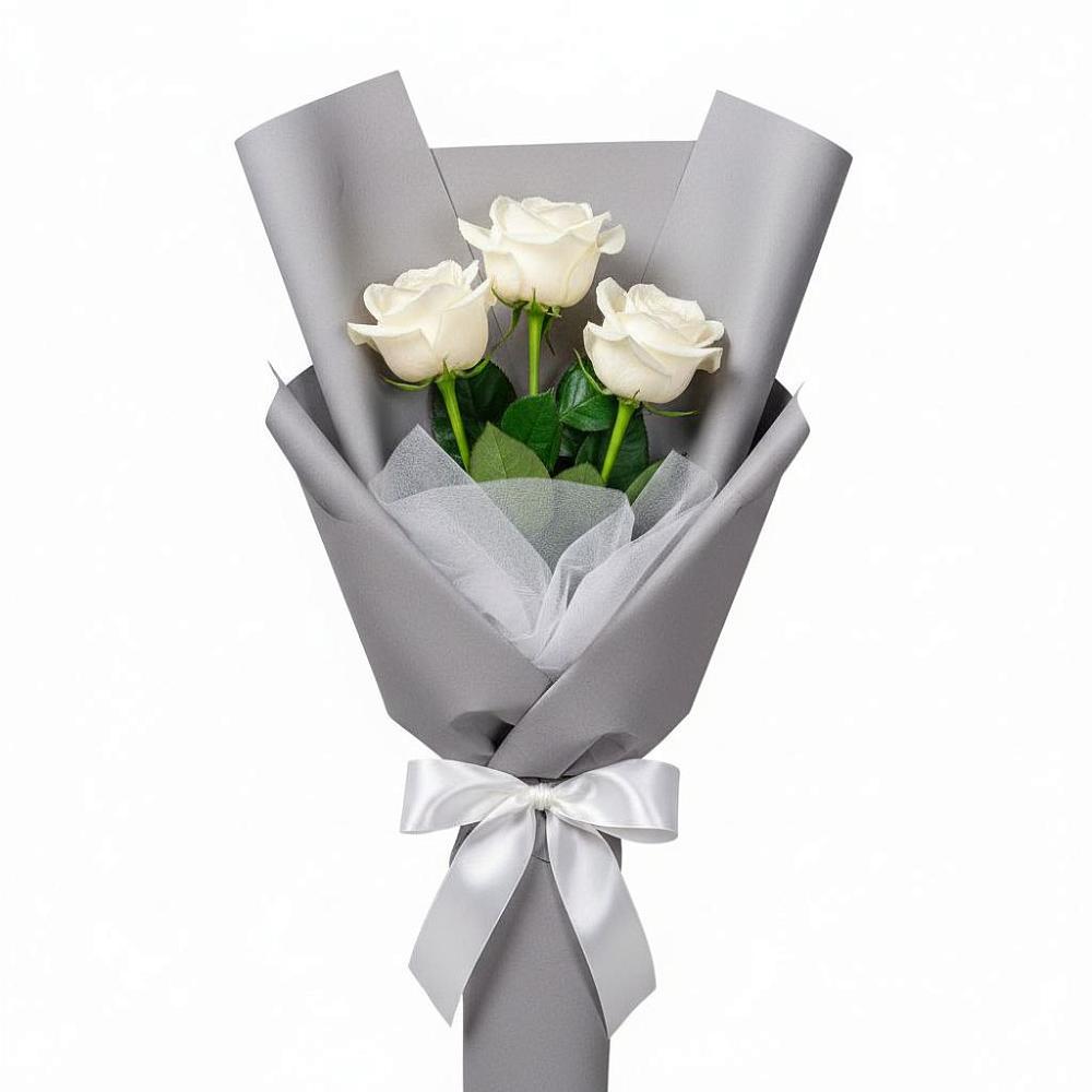 Букет 3 белые розы в Канеловской