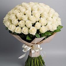 Букет 101 беля роза Белоснежка в Канеловской