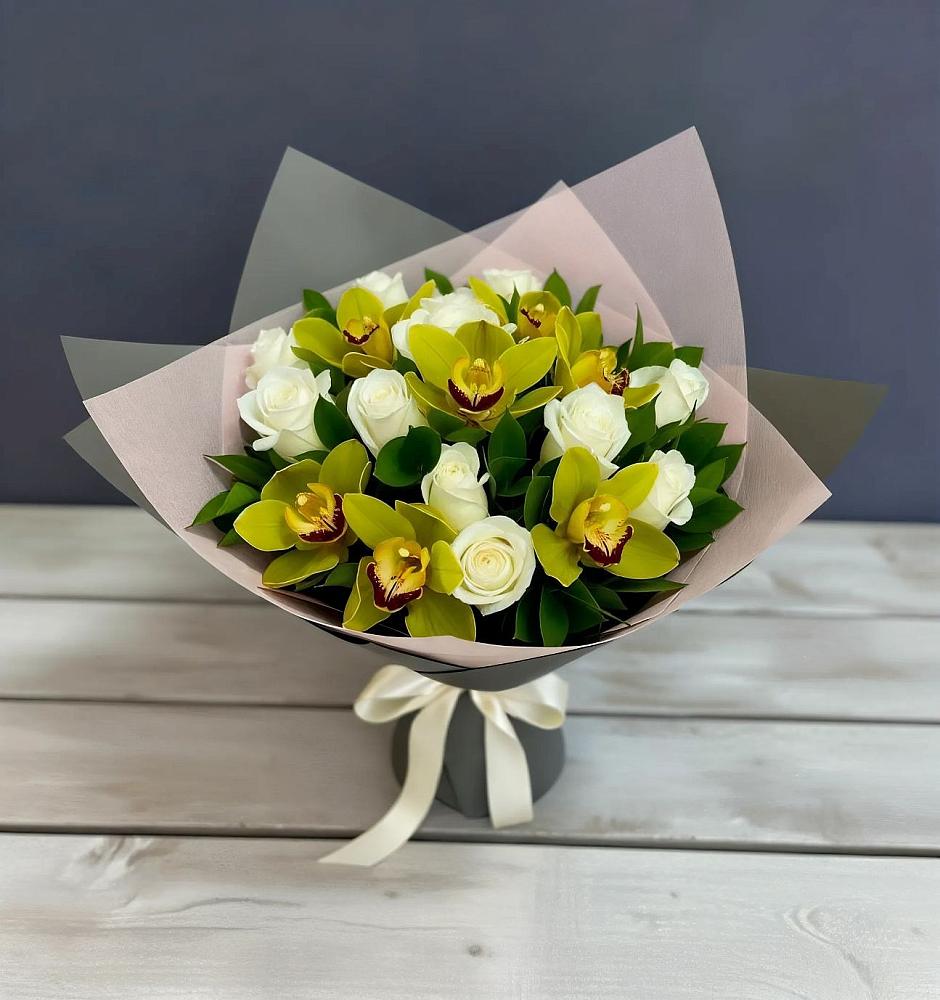 Букет цветов из: Орхидеи и Розы в Канеловской