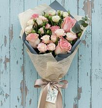 Букет цветов из:  Розы в Канеловской