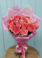 Букет 15 Розовых роз Равель в Канеловской