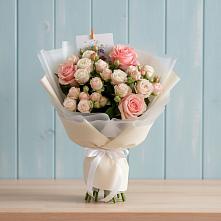 Букет цветов из:  Розы #REPLACE_PRED# Канеловской