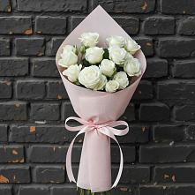 Букет цветов из:  Розы #REPLACE_PRED# Канеловской