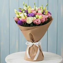 Букет цветов из:  Лизиантусы в Канеловской