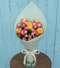 Букет цветов из:  Розы в Канеловской